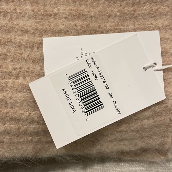 Anine Bing Emmett Scarf / wrap - Picture 7 of 8